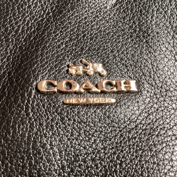 Authentic Black Leather Isabella Coach Handbag - Picture 9 of 10